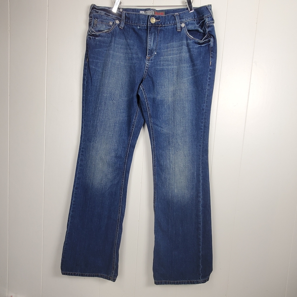 Mossimo Supply Company bootcut jeans size 17